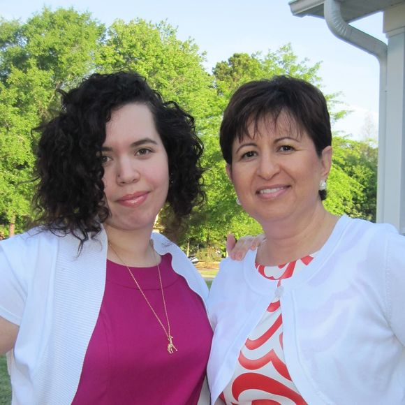 Meet your Posher, Aymee - Picture 1 of 1